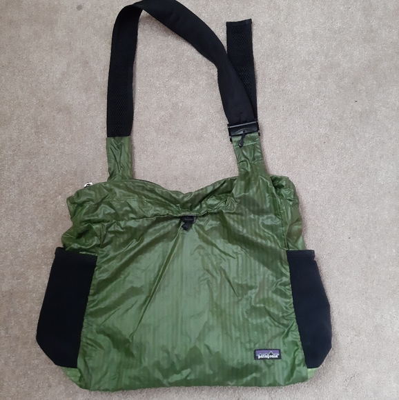 Patagonia Lightweight Travel Courier Cross Body Bag EUC - Picture 2 of 8